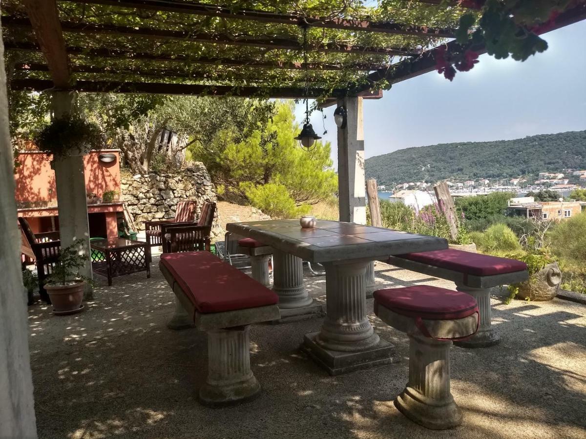 Apartman Tariba Supetarska Draga Exterior foto